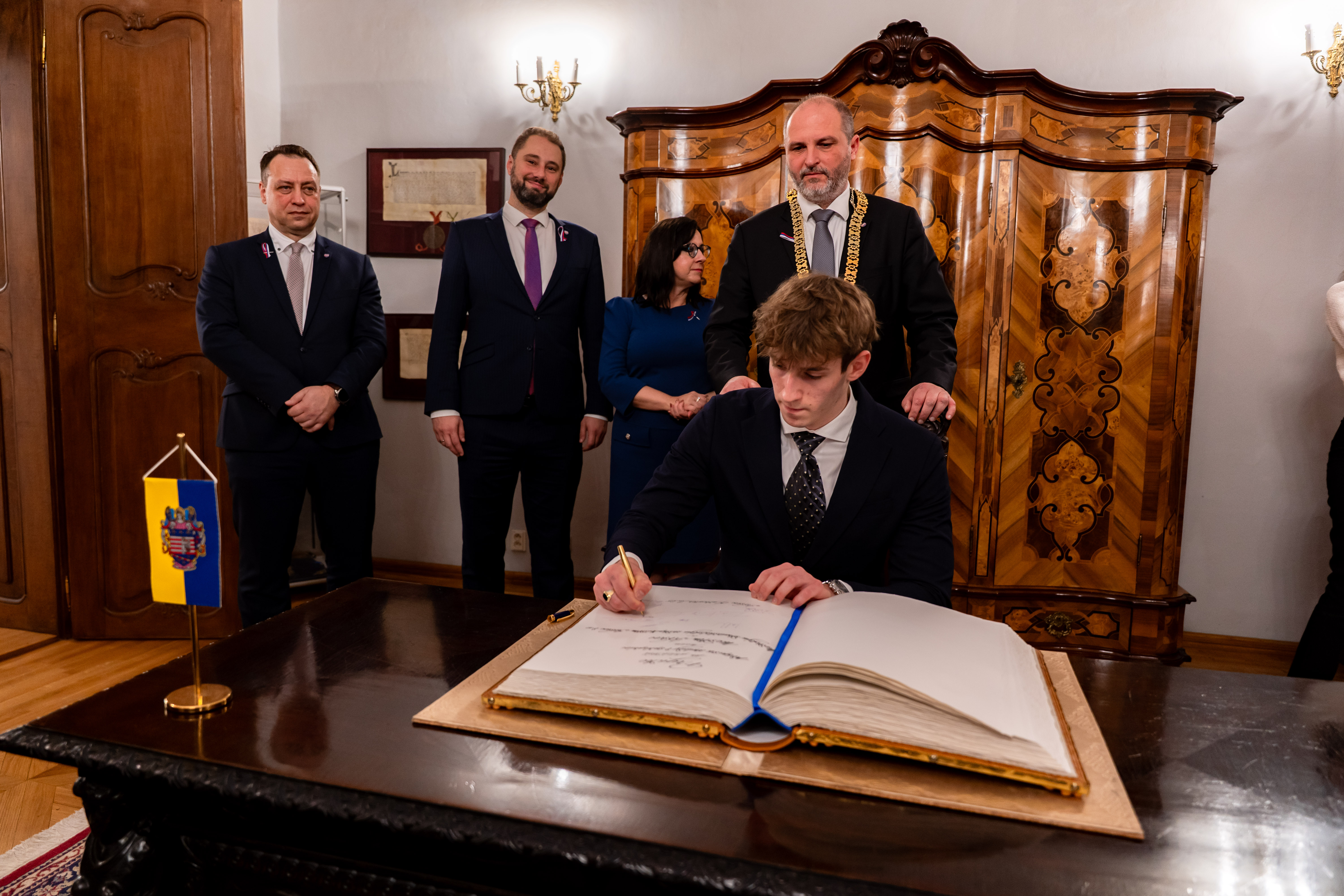 Podpis dohody o spolupraci so studentskym parlamentom-53